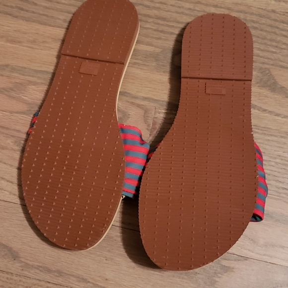 Havaianas You San Tropez Red & Gray Sandals Flip Flops  NWOT - Picture 5 of 6
